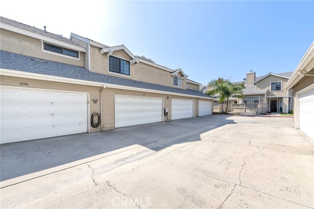 1844 W Falmouth Avenue, Anaheim CA: https://media.crmls.org/medias/7ffec287-724d-47c4-ae99-aacc1f0dcddb.jpg