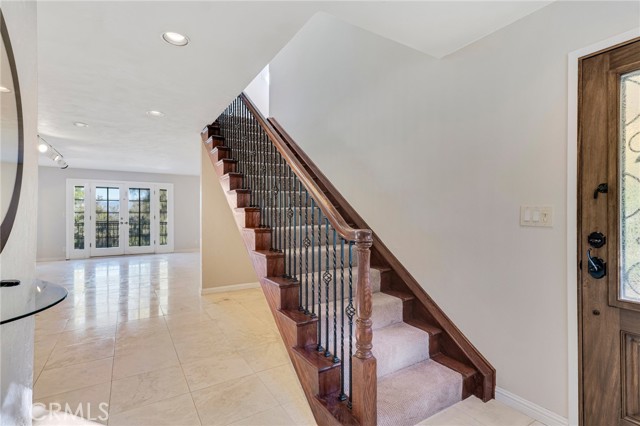 Detail Gallery Image 2 of 46 For 22781 Macfarlane Dr, Woodland Hills,  CA 91364 - 3 Beds | 3/1 Baths