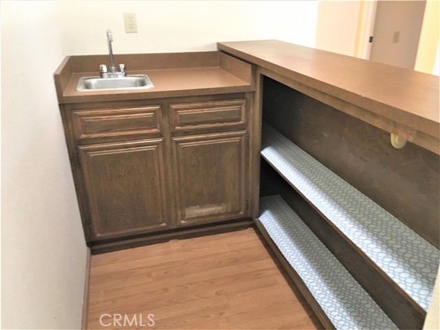 648 Scottsbluff Drive, Claremont CA: https://media.crmls.org/medias/7fffe559-6d22-40b1-93ff-1e080dbdb94e.jpg