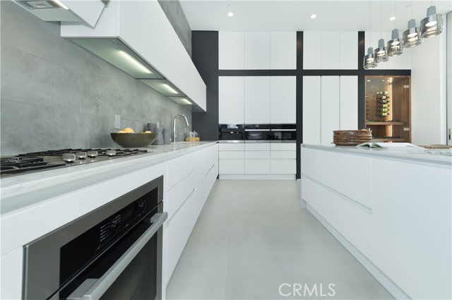 627 N Vista Street, Los Angeles CA: https://media.crmls.org/medias/8000cdcc-518e-452e-9c6a-004ef2b43f43.jpg