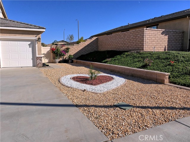 Detail Gallery Image 4 of 50 For 2623 Waterfall Ln, Corona,  CA 92882 - 6 Beds | 4 Baths