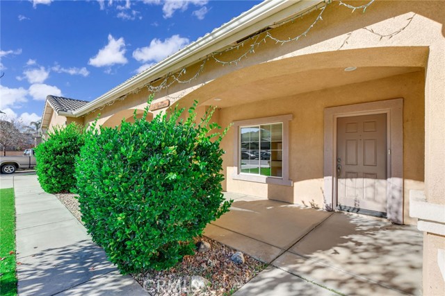 Detail Gallery Image 8 of 64 For 1075 Charles St, Banning,  CA 92220 - 5 Beds | 3 Baths