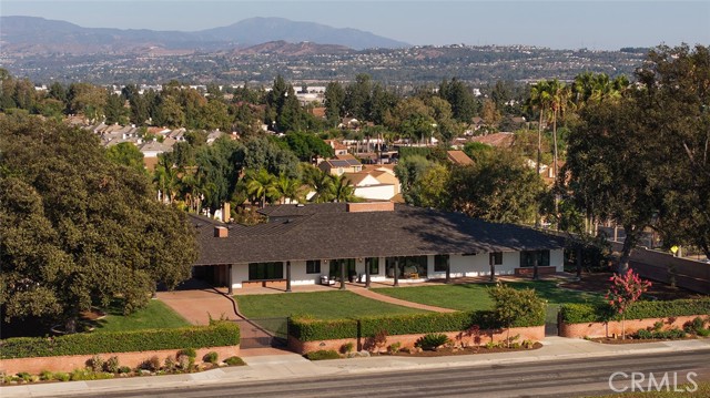 410 N Angelina Drive, Placentia CA: https://media.crmls.org/medias/80027a7b-12ca-4b95-be01-8b779495014f.jpg