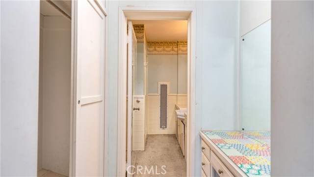 Detail Gallery Image 32 of 37 For 1804 N Heliotrope Dr, Santa Ana,  CA 92706 - 5 Beds | 4 Baths