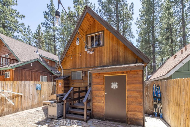 Detail Gallery Image 24 of 35 For 435 W Sherwood Bld, Big Bear City,  CA 92314 - 3 Beds | 1 Baths