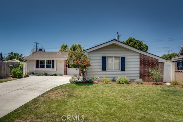 Detail Gallery Image 3 of 48 For 16381 Ace Ln, Huntington Beach,  CA 92649 - 3 Beds | 2 Baths