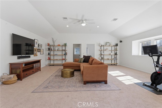 Detail Gallery Image 34 of 51 For 5501 Fairgrange Dr, Agoura Hills,  CA 91301 - 6 Beds | 3 Baths