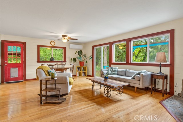 5338 Deception River Road, Chico CA: https://media.crmls.org/medias/8003d633-025e-4ac0-81aa-2f063878360a.jpg