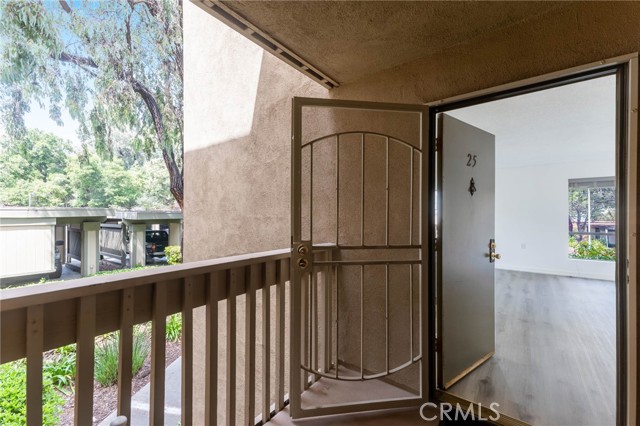 Detail Gallery Image 2 of 28 For 801 Pinetree Cir #25,  Thousand Oaks,  CA 91360 - 2 Beds | 1 Baths