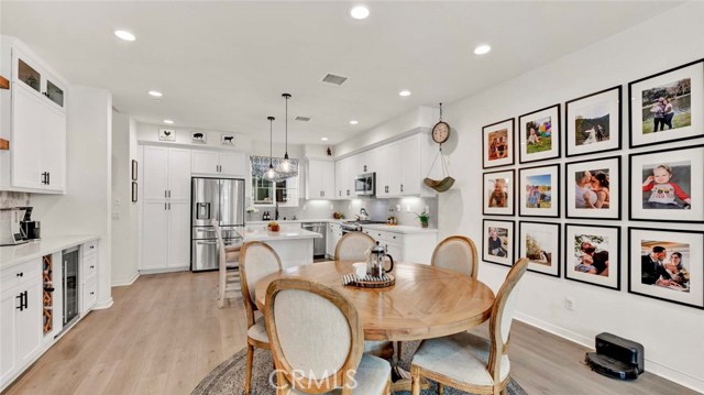 Detail Gallery Image 14 of 43 For 1006 Overton Ct, Tustin,  CA 92780 - 3 Beds | 2/1 Baths