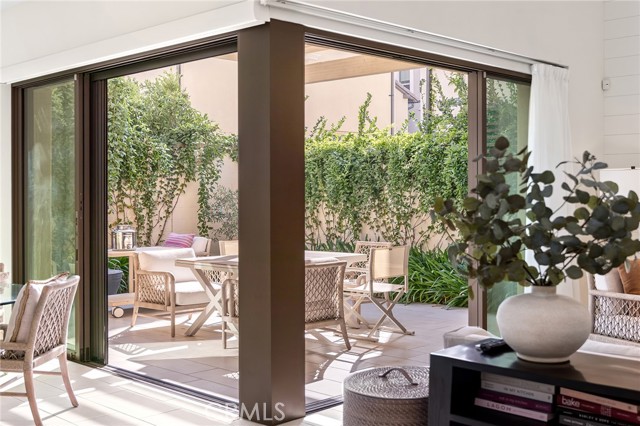 Detail Gallery Image 13 of 75 For 117 Petunia, Irvine,  CA 92618 - 4 Beds | 4 Baths