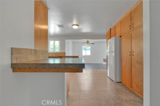 Detail Gallery Image 18 of 51 For 35694 Sierra Ln, Yucaipa,  CA 92399 - 3 Beds | 2 Baths