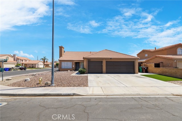 Detail Gallery Image 2 of 21 For 80957 Rio Grande Ave, Indio,  CA 92201 - 4 Beds | 2 Baths