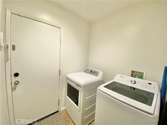 12564 Mesa Street, Victorville CA: https://media.crmls.org/medias/80065660-cb8d-4a75-af4e-2cc7aba0f358.jpg