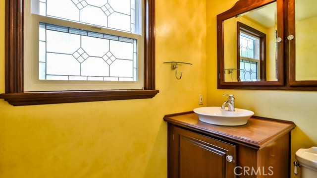20931 Avenida Amapola, Lake Forest CA: https://media.crmls.org/medias/80068f2c-0f7f-411f-afaa-0e0ec51788b2.jpg