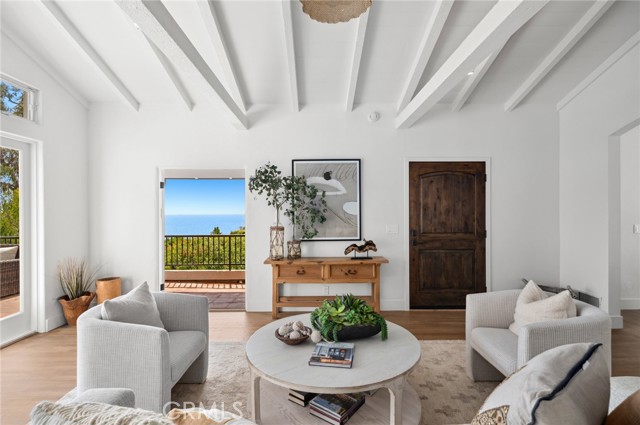 31402 Ocean view, Laguna Beach CA: https://media.crmls.org/medias/8006abc0-caef-446f-b186-712b1d67588e.jpg