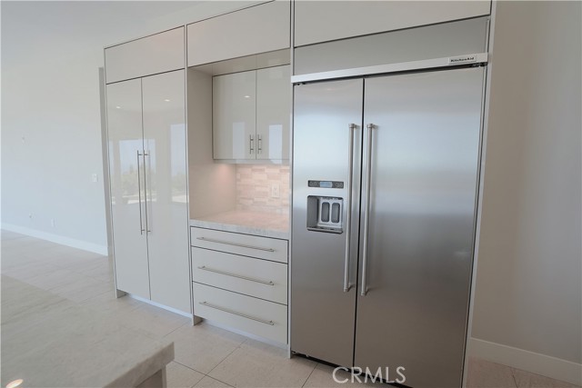 2615 Temple Hills Drive, Laguna Beach CA: https://media.crmls.org/medias/800758a1-5572-4a1a-9aaa-542f09803b03.jpg
