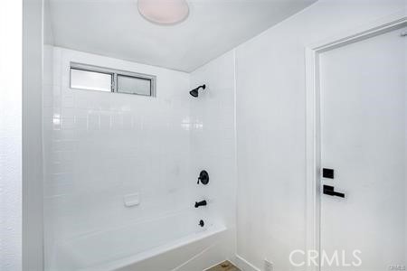 https://media.crmls.org/medias/80080eb9-6d57-47de-a8ff-9d964948bc10.jpg?preset=X-Large