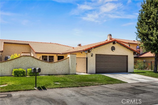 43743 Frieda Court, Lancaster CA: https://media.crmls.org/medias/80089628-710d-4ef2-899d-e7aa845293de.jpg