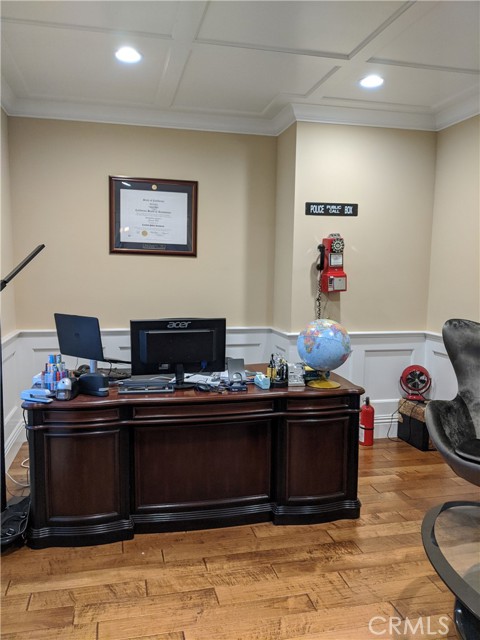 5310 La Forest Drive, La Canada Flintridge CA: https://media.crmls.org/medias/8008b367-5768-4b8a-bf3c-bb8dc6e2642c.jpg
