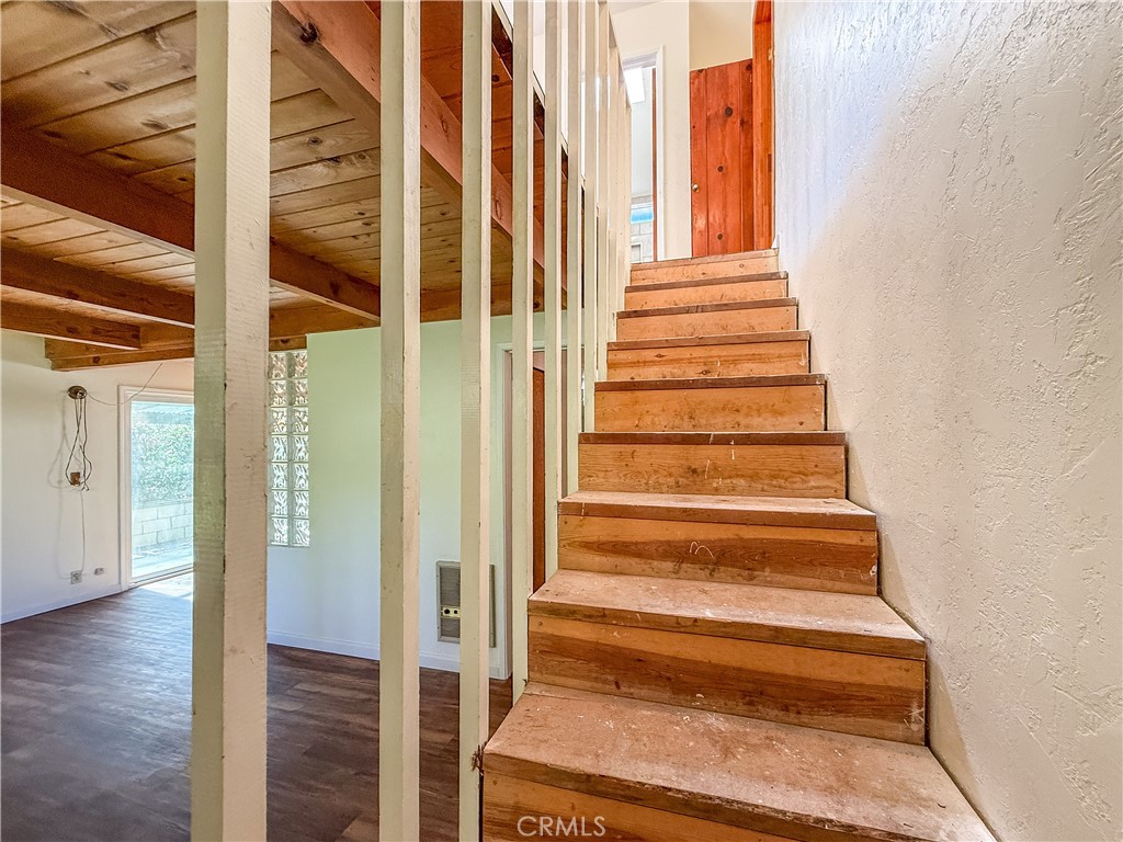 https://media.crmls.org/medias/800a0632-9af6-47c4-b0ec-ce49d6187866.jpg?preset=X-Large