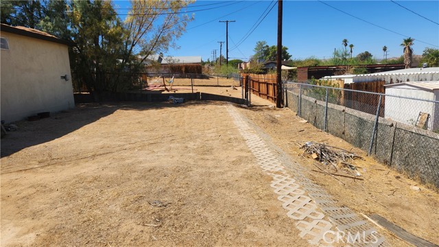 Detail Gallery Image 9 of 18 For 61610 Sunburst Dr, Joshua Tree,  CA 92252 - 3 Beds | 2 Baths