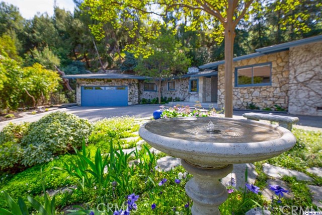 3 Bed Home for Sale in Encino, California