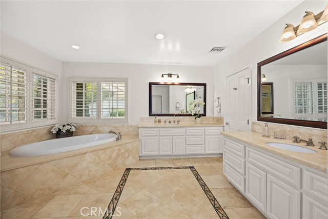 Detail Gallery Image 23 of 32 For 1410 Rodeo Rd, Arcadia,  CA 91006 - 5 Beds | 5 Baths