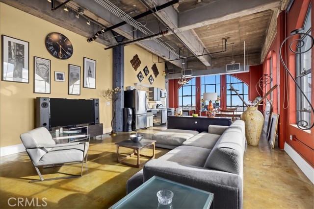 315 E 8th #1203 Street, Los Angeles CA: https://media.crmls.org/medias/800df614-988c-4767-81b6-f1e105115f2e.jpg