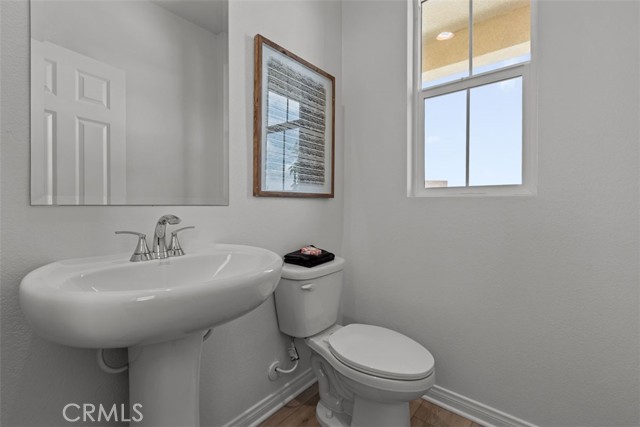 Detail Gallery Image 2 of 24 For 7386 Autumn Gold Ct, Riverside,  CA 92507 - 3 Beds | 2/1 Baths