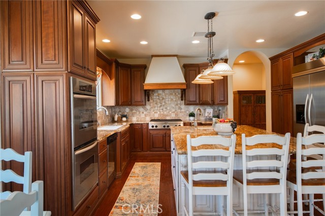 Detail Gallery Image 14 of 74 For 14010 Scenic View Rd, Lake Mathews,  CA 92570 - 4 Beds | 3/1 Baths