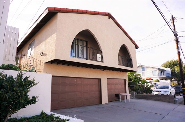 127 Prospect Avenue, Redondo Beach, California 90277, 6 Bedrooms Bedrooms, ,3 BathroomsBathrooms,Residential,Sold,Prospect,SB17247468