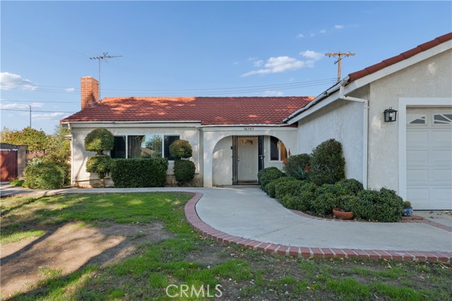 Detail Gallery Image 2 of 32 For 16103 Osborne St, North Hills,  CA 91343 - 3 Beds | 2 Baths