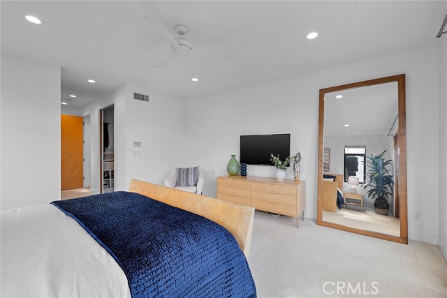 Detail Gallery Image 32 of 51 For 1635 19th St, Manhattan Beach,  CA 90266 - 6 Beds | 4 Baths