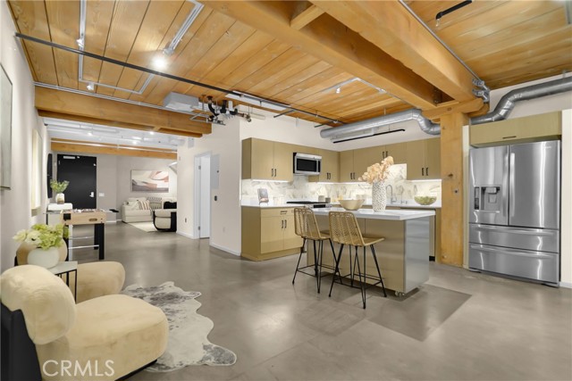 Detail Gallery Image 7 of 56 For 530 S Hewitt St #146,  Los Angeles,  CA 90013 - 2 Beds | 2 Baths