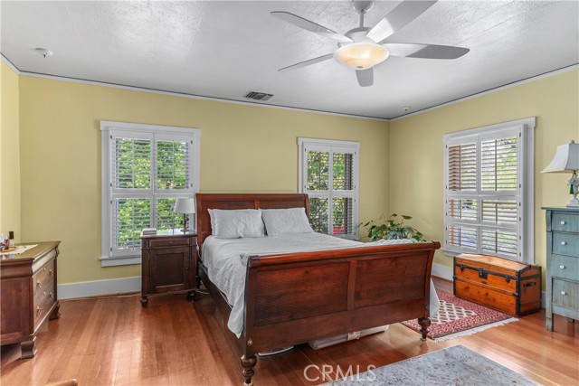 Detail Gallery Image 28 of 56 For 526 W 12th St, Claremont,  CA 91711 - 3 Beds | 2/1 Baths