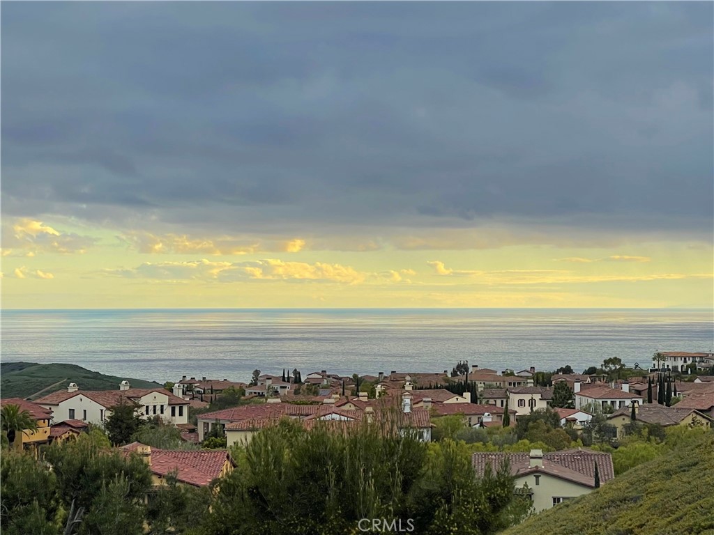 https://media.crmls.org/medias/80124d03-c8ea-4b48-9307-712a100fa3bd.jpg?preset=X-Large