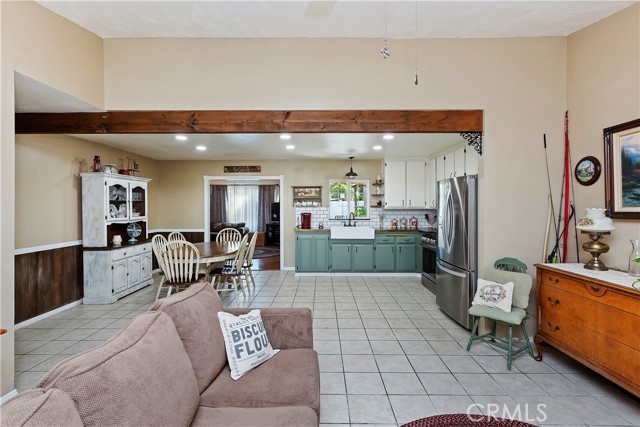 Detail Gallery Image 8 of 34 For 23683 White Owl Ct, Moreno Valley,  CA 92553 - 4 Beds | 2 Baths