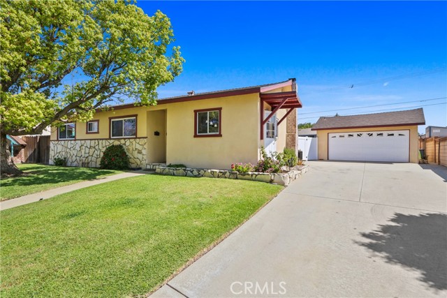 Detail Gallery Image 2 of 14 For 1630 Suffolk, Glendora,  CA 91740 - 4 Beds | 3 Baths