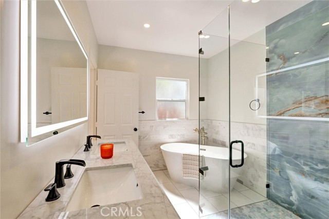 Detail Gallery Image 20 of 31 For 250 S Berkeley, Pasadena,  CA 91107 - 4 Beds | 2 Baths