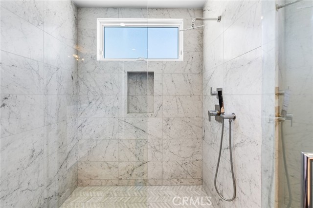 Detail Gallery Image 36 of 59 For 319 .5 Jasmine, Corona Del Mar,  CA 92625 - 3 Beds | 3/1 Baths