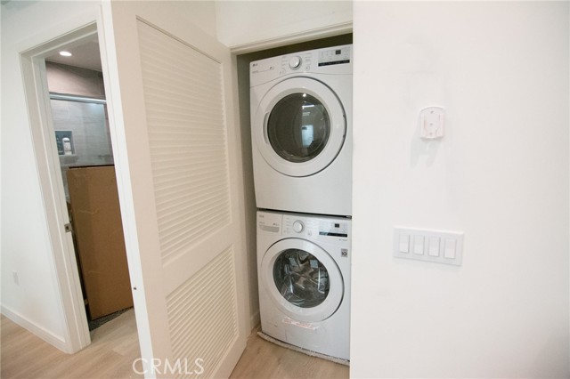 Detail Gallery Image 31 of 53 For 1187 Crenshaw Bld #102,  Los Angeles,  CA 90019 - 2 Beds | 3 Baths