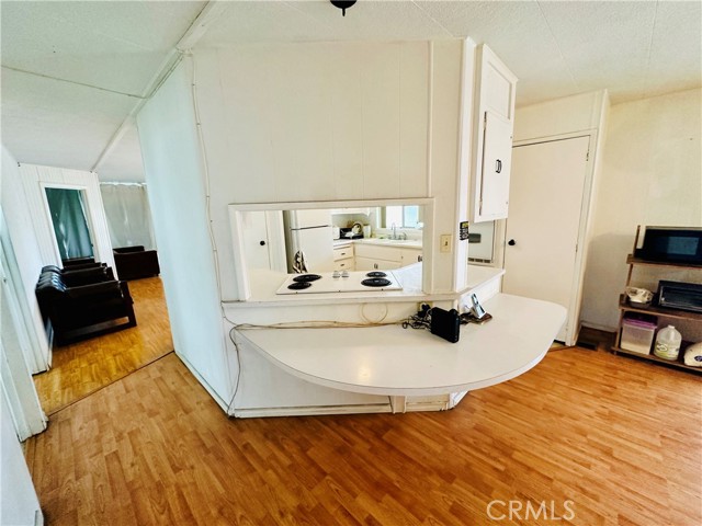 Detail Gallery Image 10 of 31 For 323 N Euclid St #148,  Santa Ana,  CA 92703 - 4 Beds | 2 Baths
