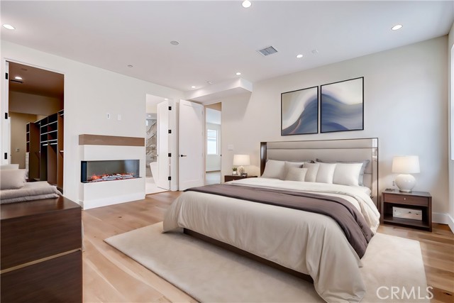 Detail Gallery Image 16 of 31 For 224 N Juanita Ave a,  Redondo Beach,  CA 90277 - 4 Beds | 4/1 Baths