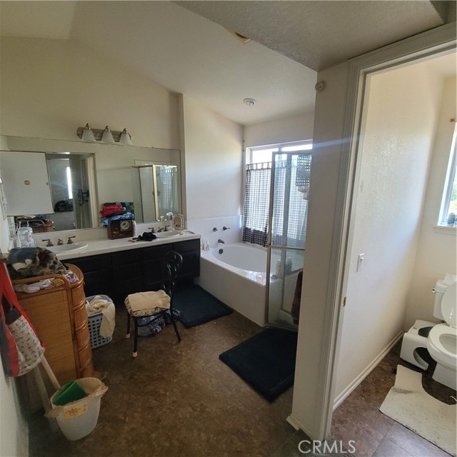 1731 Oneida Place photo 7