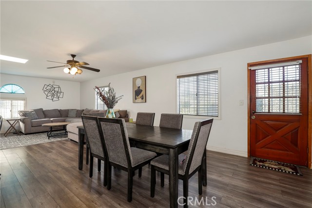 Detail Gallery Image 8 of 35 For 12623 S Slater, Compton,  CA 90222 - 3 Beds | 2/1 Baths