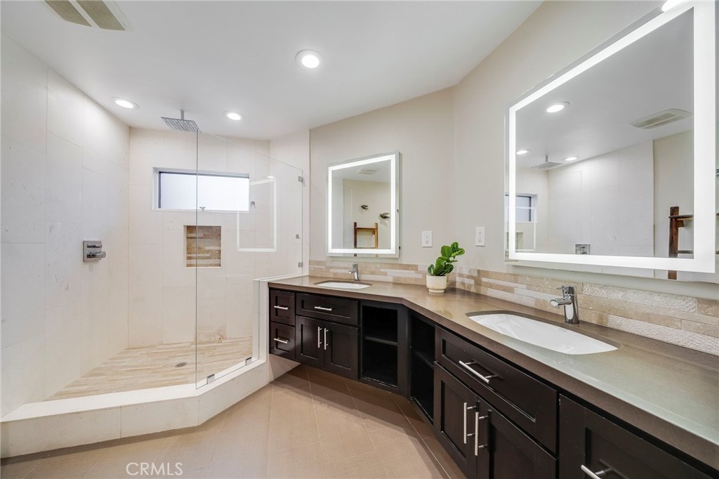 8016262a E8f6 4907 9132 E0278dc0a4b5