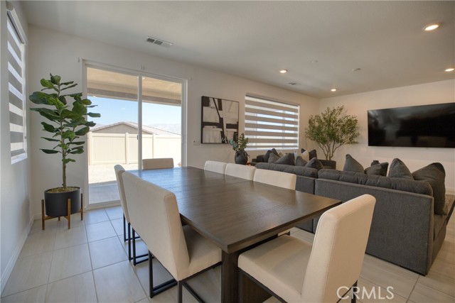 Detail Gallery Image 11 of 22 For 11612 S Crescent St, Desert Hot Springs,  CA 92240 - 4 Beds | 2 Baths