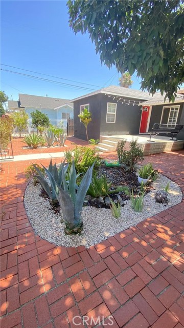 1178 E 21st Street, Long Beach CA: https://media.crmls.org/medias/801706c3-6019-4ac8-97b0-447b2deb91ce.jpg