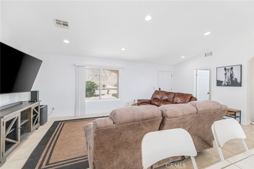 MLS #IV25250909 image #6